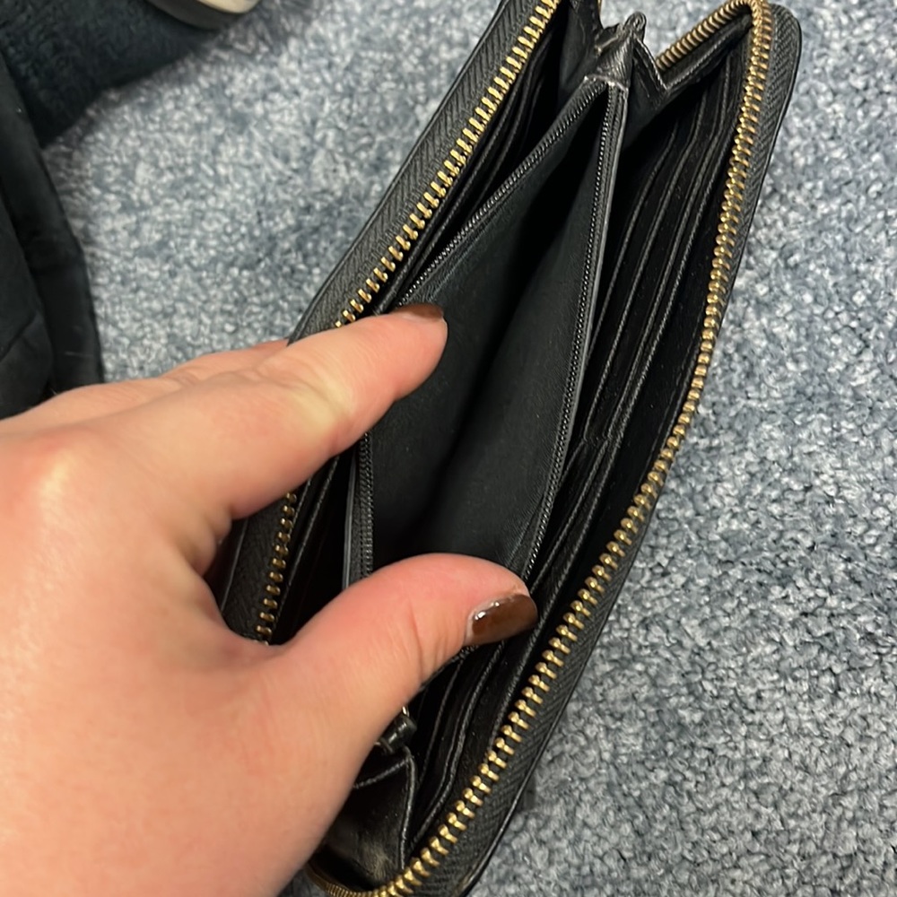 Fossil Wallet - image 4